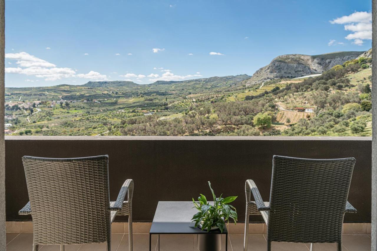 Villa Amavi - Private Heated Pool Kato Asites Exterior photo